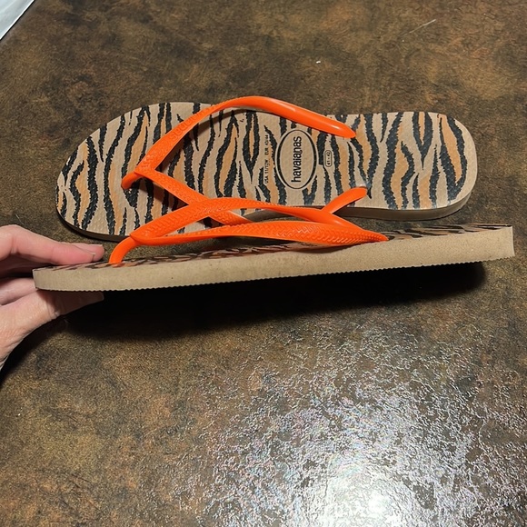 Havaianas tiger leopard animal print black brown orange size 41-42 - Picture 3 of 5